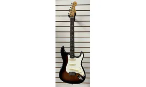 PLAYER II STRATOCASTER